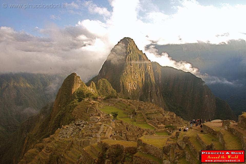 PERU - Machu Picchu - 01.jpg